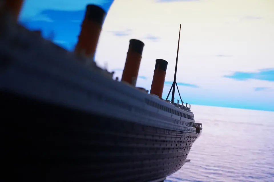 Titanic vs Modern Cruise Ship – Size Comparison In 2023